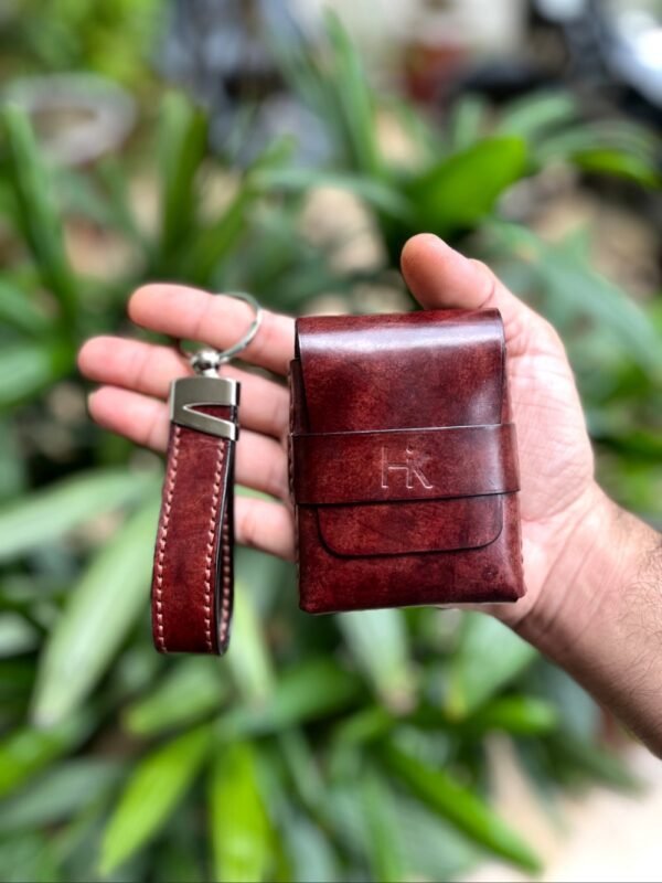 HP Caddy smart leather wallet with keychain